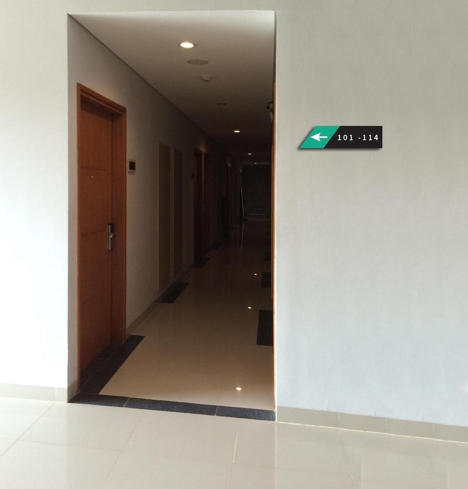 Zizz Convention Hotel Denpasar Dış mekan fotoğraf